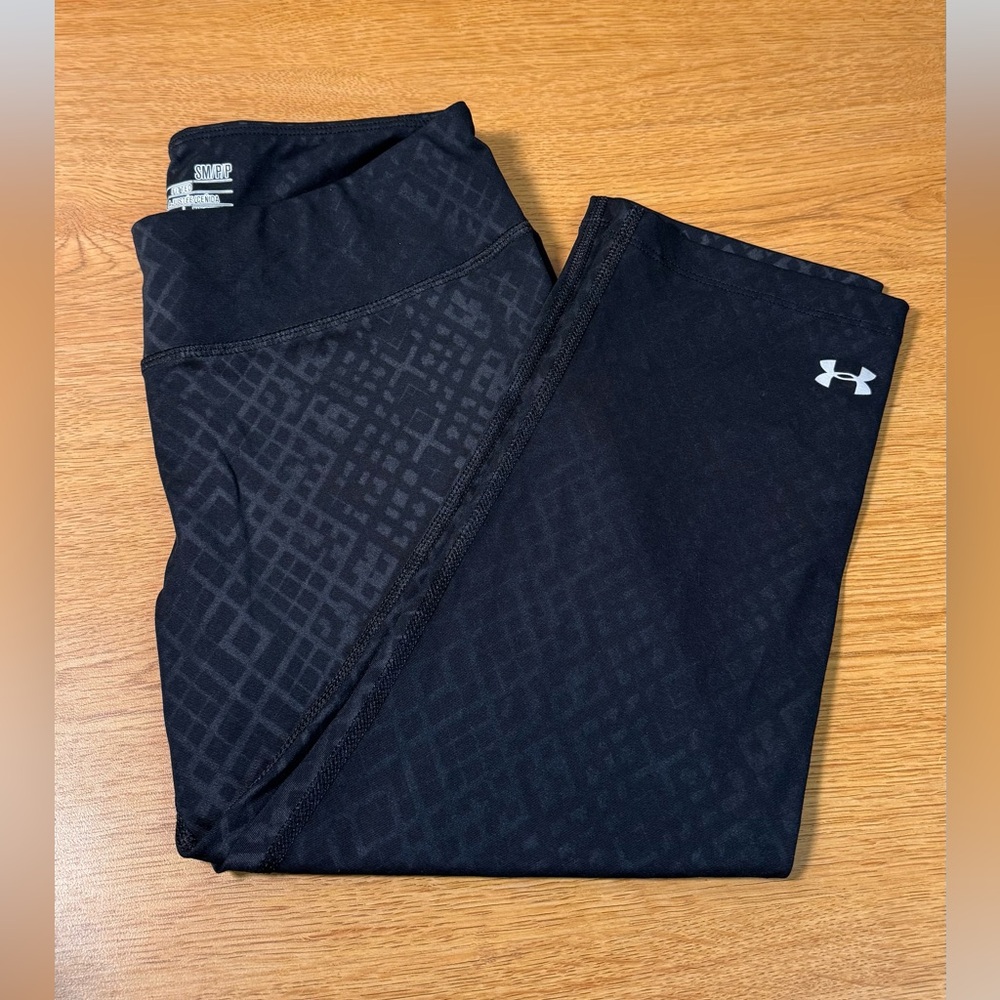 Under Armour Fitted Heat Gear‎ Black Geometric Leggings Size Small
